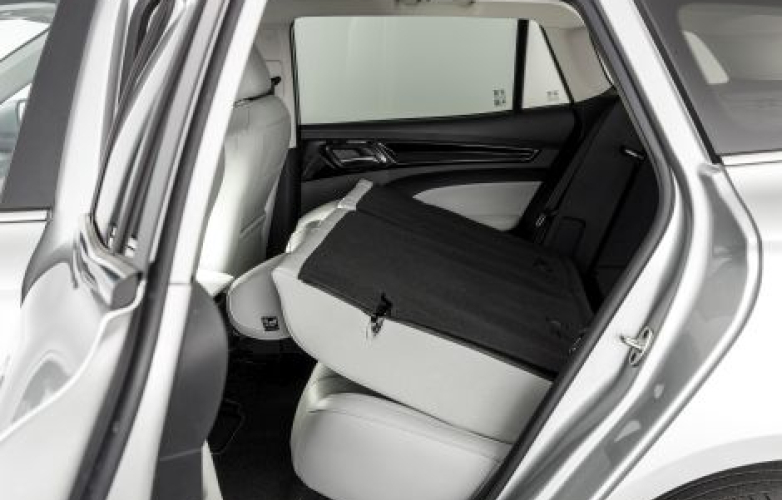 MG5 Electric Maximum Range 5dr estate 2022 | RiDC